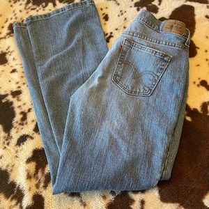Levi low-rise jeans